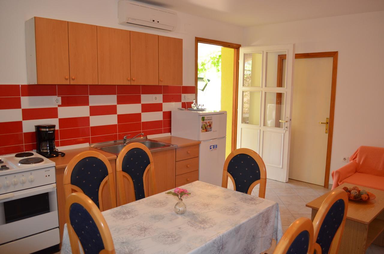 Apartments Petar Draga Bašćanska Eksteriør billede